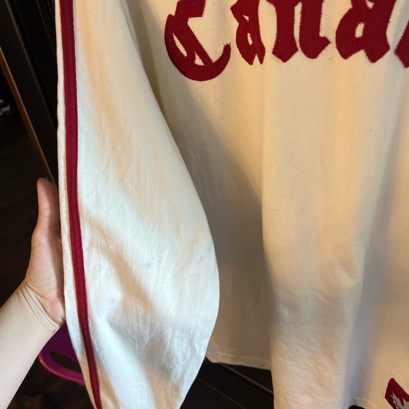 Canada athletics long sleeves shirt - small - Picture 3 of 5